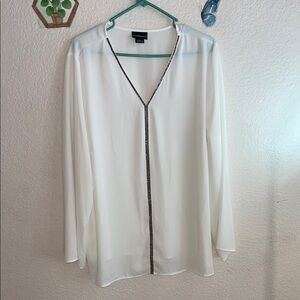 Liz Claiborne Cream Long Sleeve Relaxed Blouse